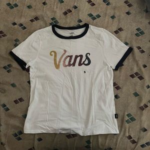 Vans top